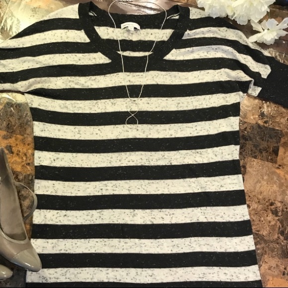 GAP maternity top Small black white stripe sweater - Picture 10 of 10